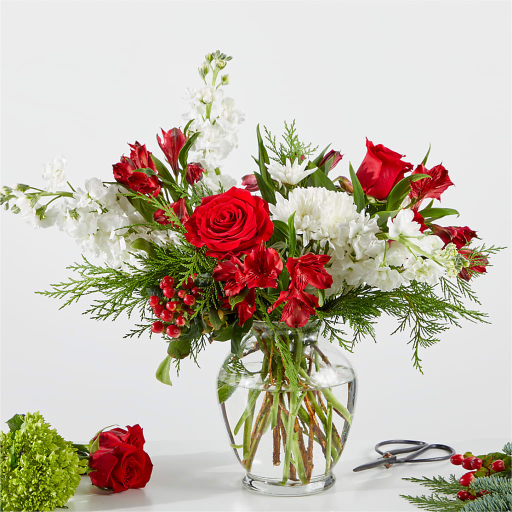 Merry Moment Bouquet – A Florist Original – Hummelstown Flowers, Hummelstown PA