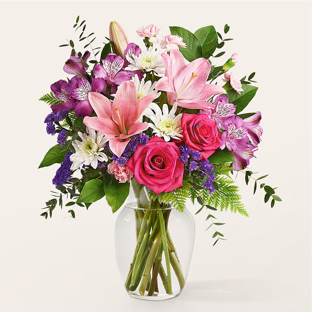 Lace & Pearls Bouquet – Hummelstown Flowers, Hummelstown PA