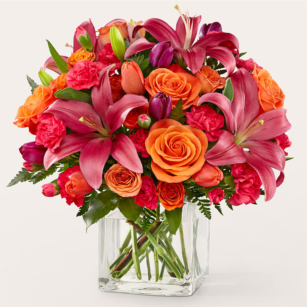 Lucky Lily Bouquet – Hummelstown Flowers, Hummelstown PA