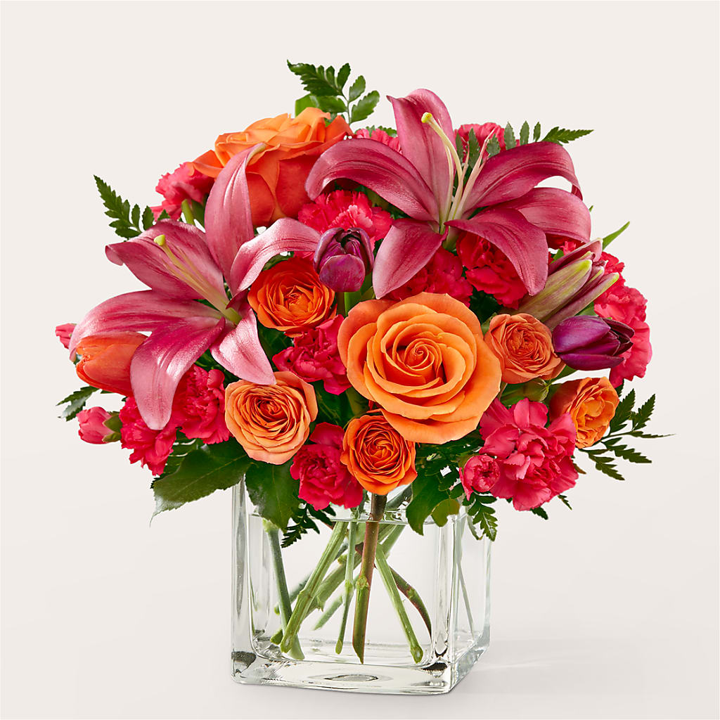 Lucky Lily Bouquet – Hummelstown Flowers, Hummelstown PA