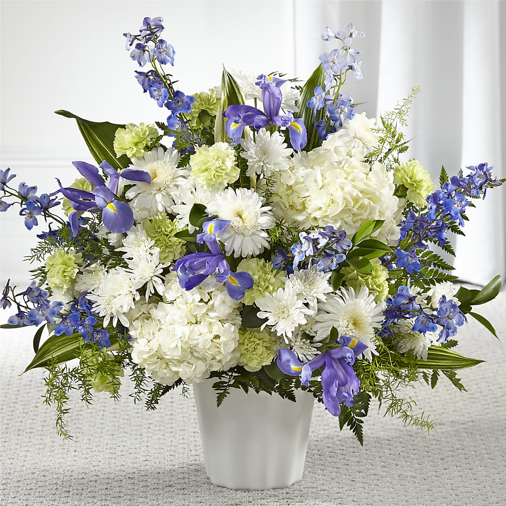 Soft Serenity Floor Basket – Hummelstown Flowers, Hummelstown PA