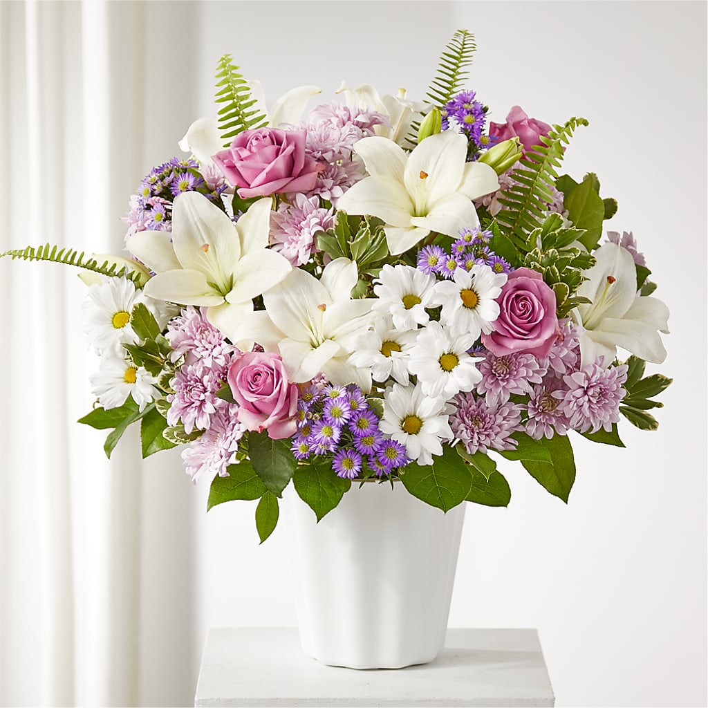 Warmest Thoughts Tabletop Basket – Hummelstown Flowers, Hummelstown PA