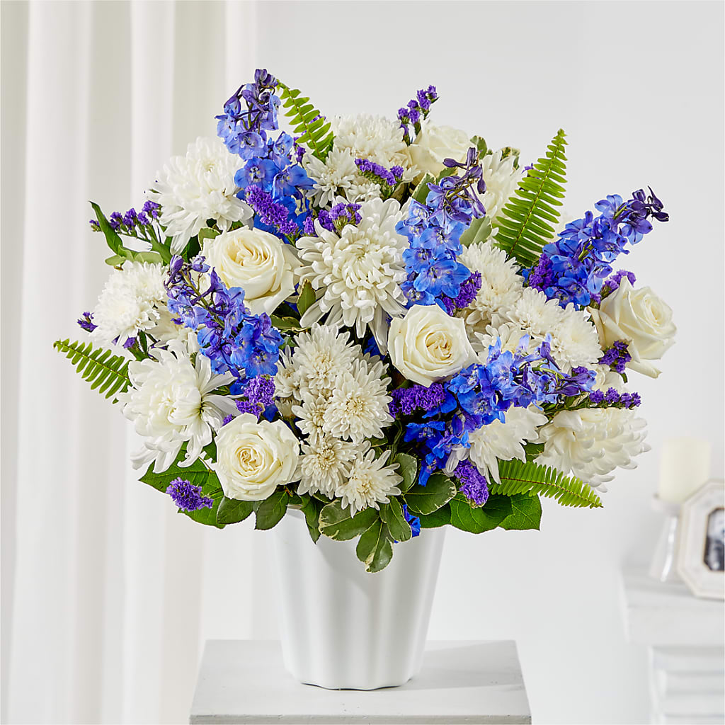 Hold Dear Tabletop Basket – Hummelstown Flowers, Hummelstown PA