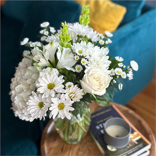 Classic Ivory – A Florist Original – Hummelstown Flowers, Hummelstown PA