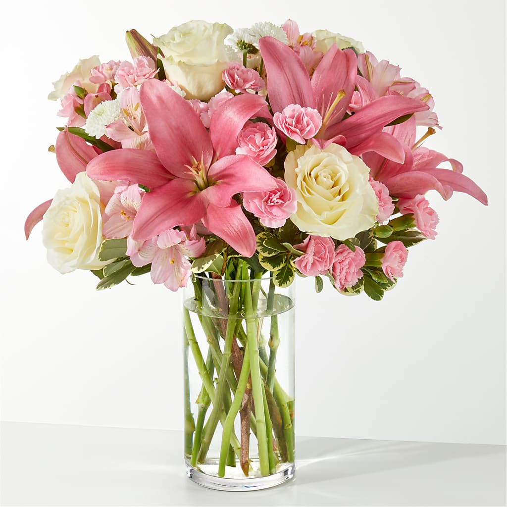 Piece of Cake Bouquet – Hummelstown Flowers, Hummelstown PA