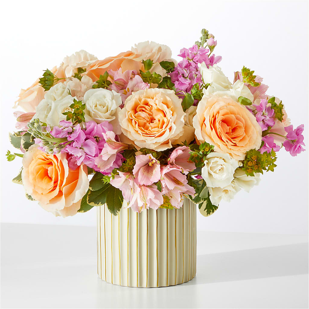 Paradise Bouquet with Ivory Vase – Hummelstown Flowers, Hummelstown PA
