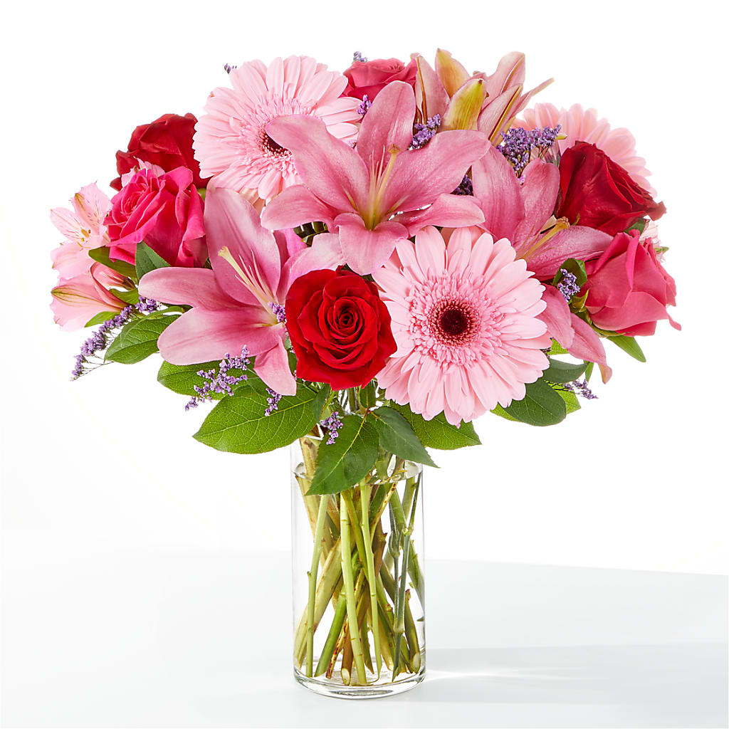 Lots of Love Bouquet – Hummelstown Flowers, Hummelstown PA