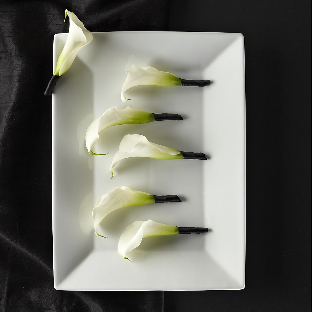 Calla Lily Promise Boutonniere – Hummelstown Flowers, Hummelstown PA