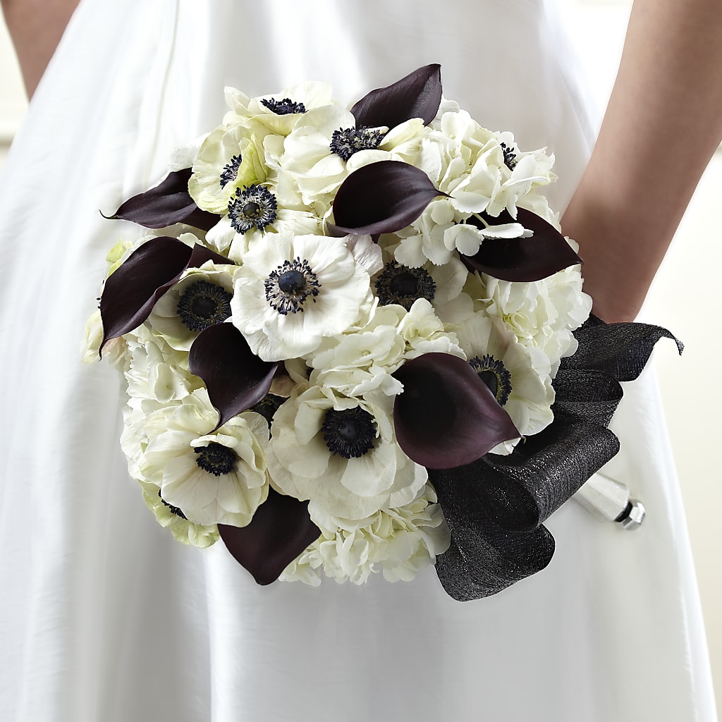 To Have and To Hold Bouquet – Hummelstown Flowers, Hummelstown PA
