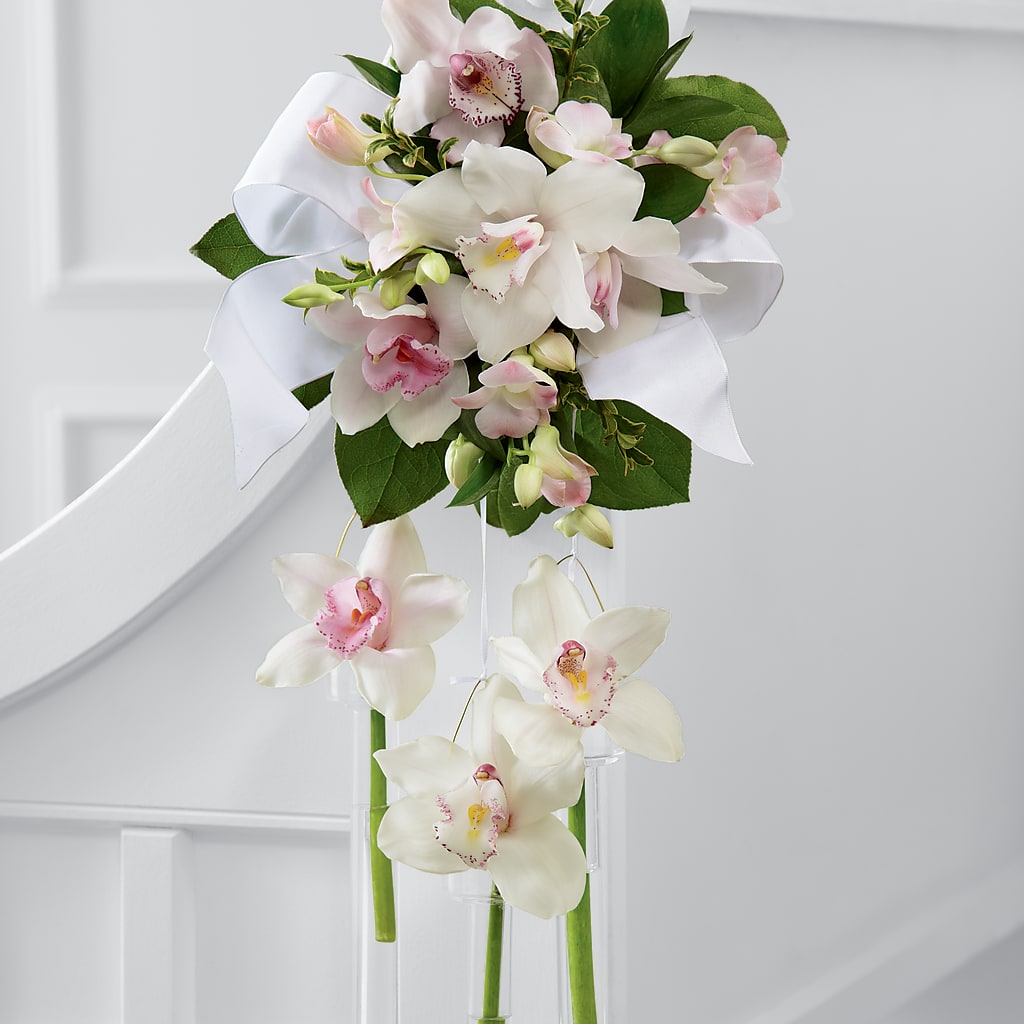 Perfect Entrance Pew Arrangement – Hummelstown Flowers, Hummelstown PA