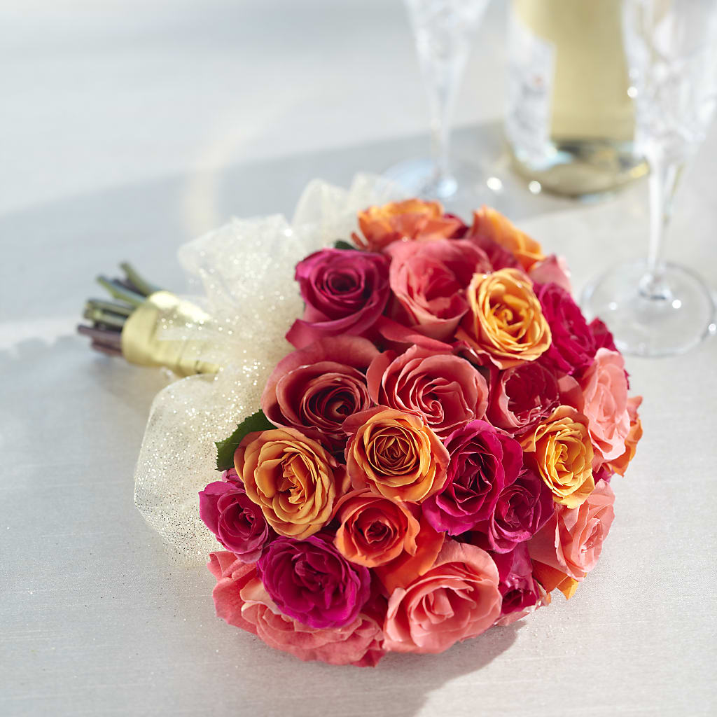 Sweet Roses Bouquet – Hummelstown Flowers, Hummelstown PA