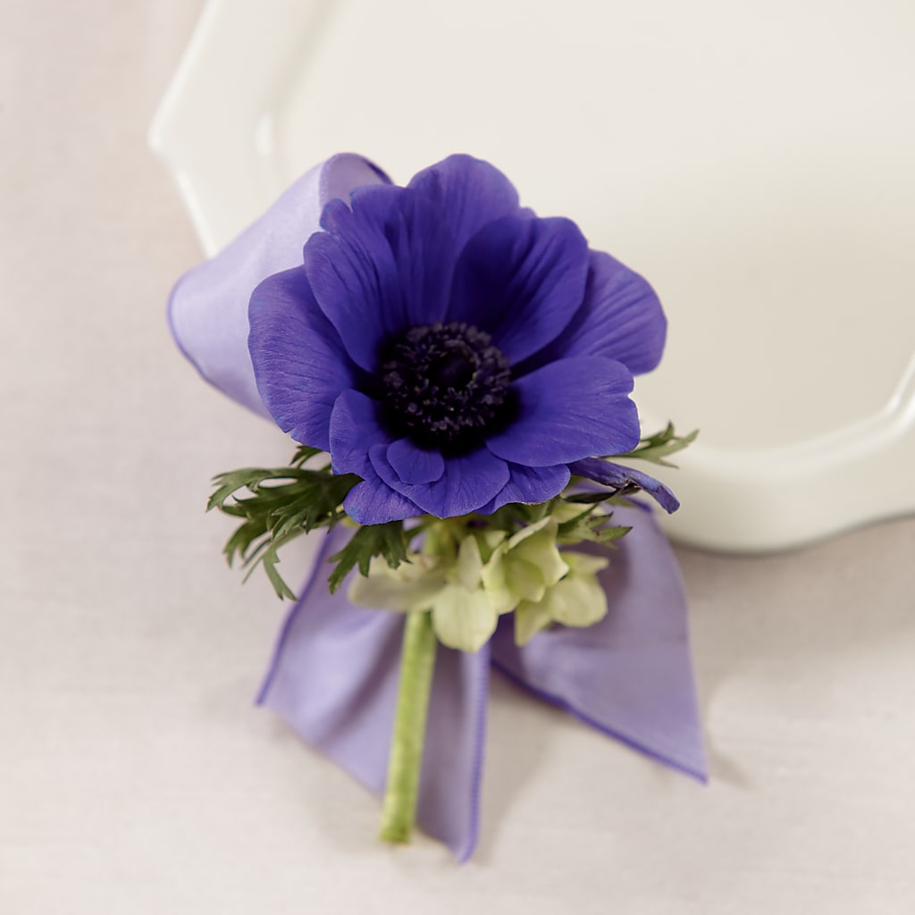Purple Passion Boutonniere – Hummelstown Flowers, Hummelstown PA