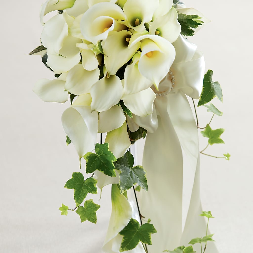 White Chapel Bouquet – Hummelstown Flowers, Hummelstown PA