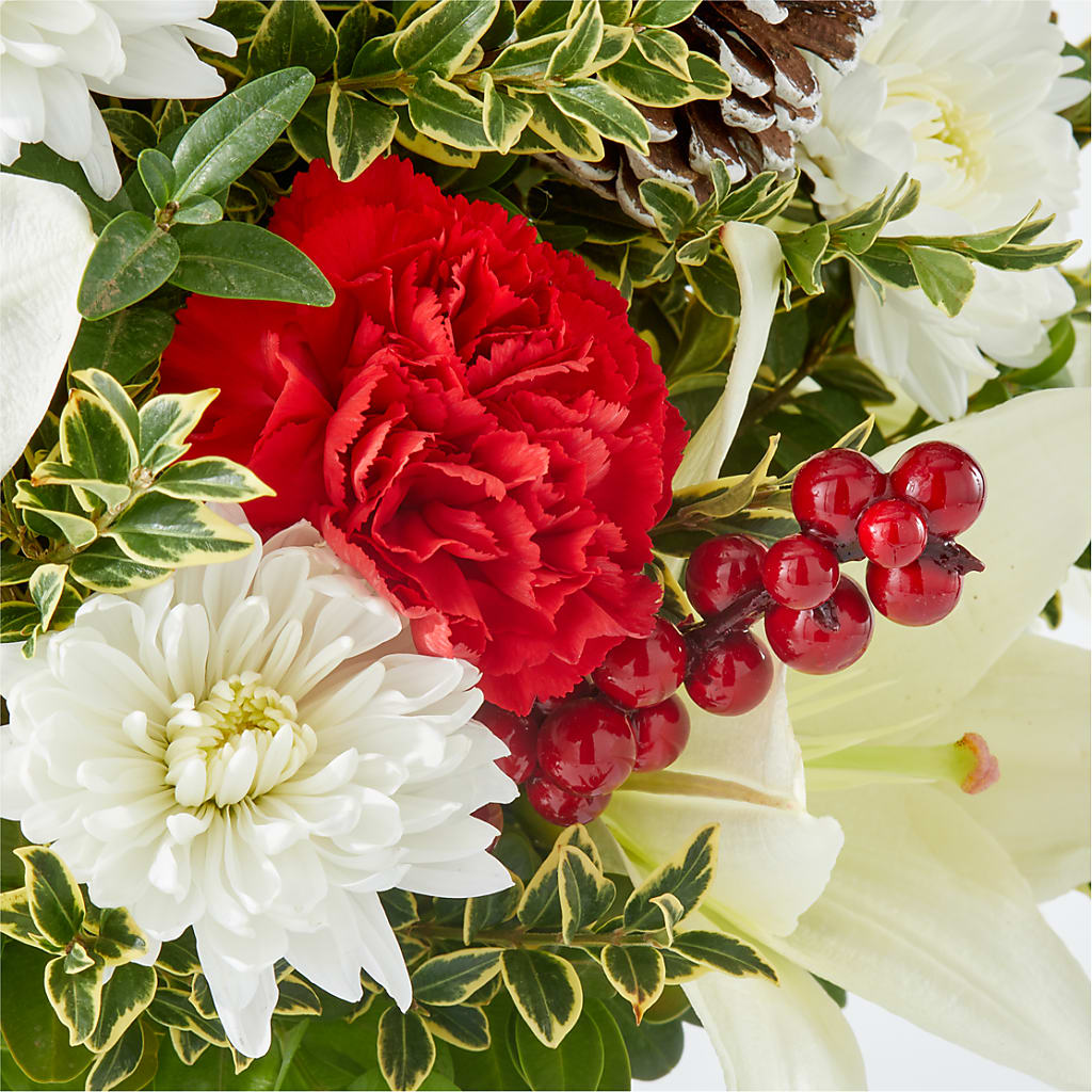 Festive Moments Tree –  Hummelstown Flowers, Hummelstown PA