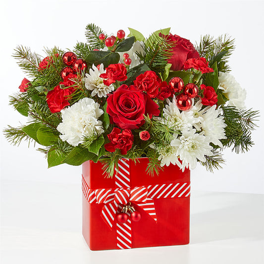 Presents Under the Tree Bouquet –  Hummelstown Flowers, Hummelstown PA