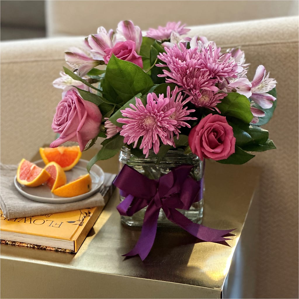 Sugarplum Bouquet –  Hummelstown Flowers, Hummelstown PA