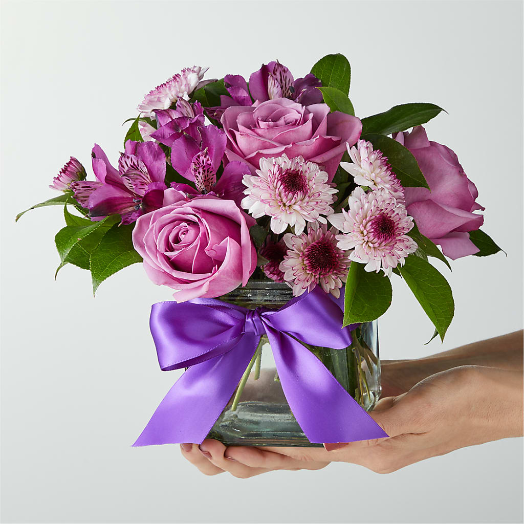 Sugarplum Bouquet –  Hummelstown Flowers, Hummelstown PA