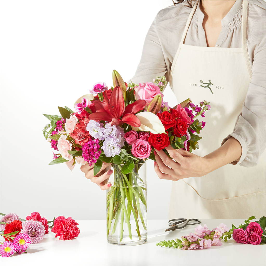Swooning Over You - A Luxury Florist Original –  Hummelstown Flowers, Hummelstown PA