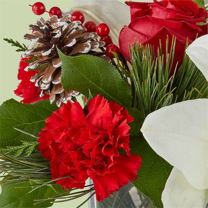 Glistening Icicles Bouquet –  Hummelstown Flowers, Hummelstown PA
