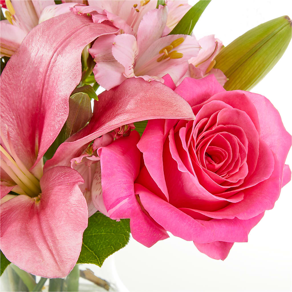 Lots of Love Bouquet –  Hummelstown Flowers, Hummelstown PA