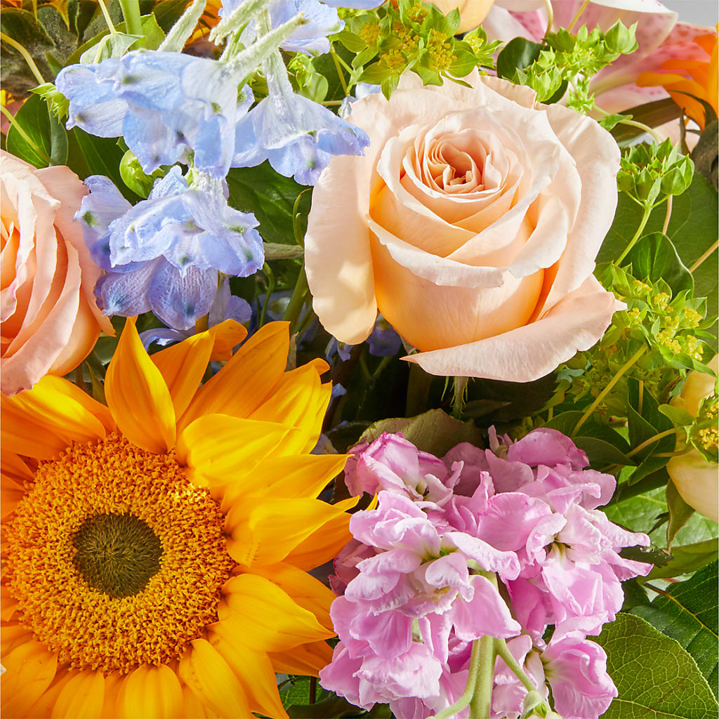 Dreamy Meadows Bouquet –  Hummelstown Flowers, Hummelstown PA