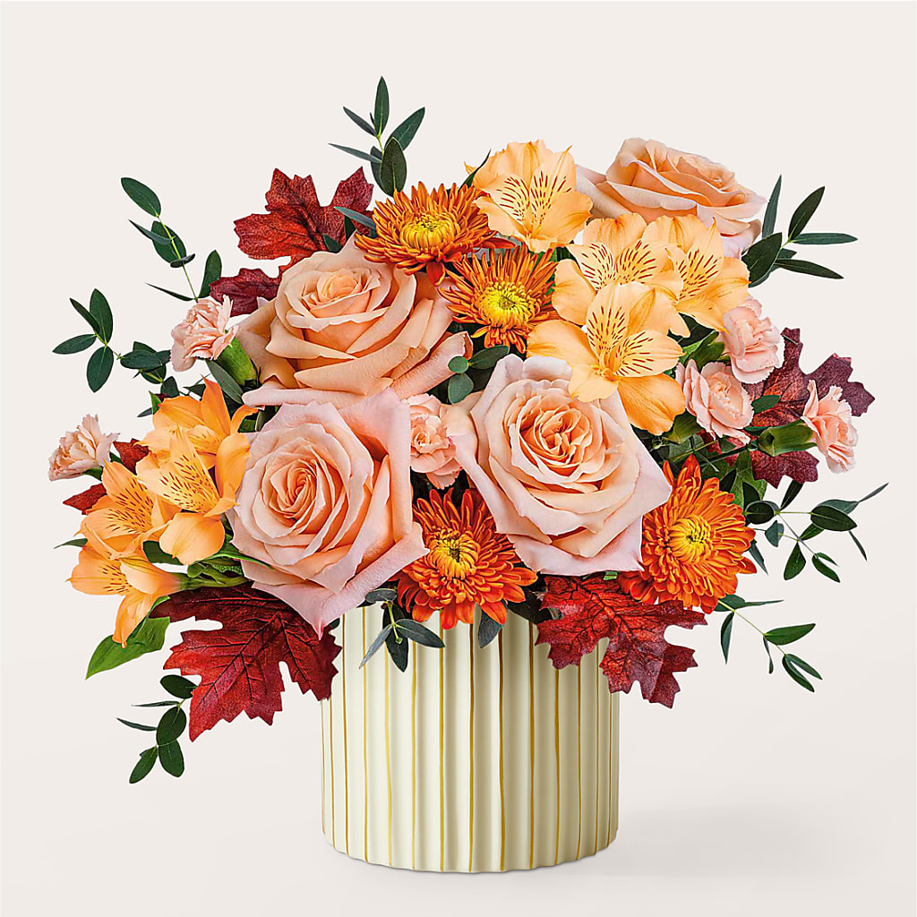 Spiced Latte Bouquet with Ivory Vase –  Hummelstown Flowers, Hummelstown PA