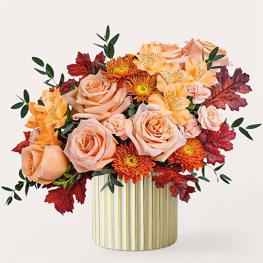 Spiced Latte Bouquet with Ivory Vase –  Hummelstown Flowers, Hummelstown PA