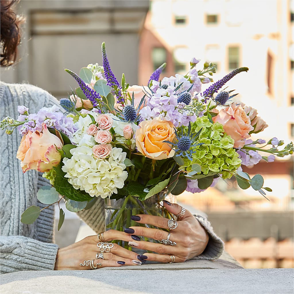 Porch Swing Bouquet –  Hummelstown Flowers, Hummelstown PA