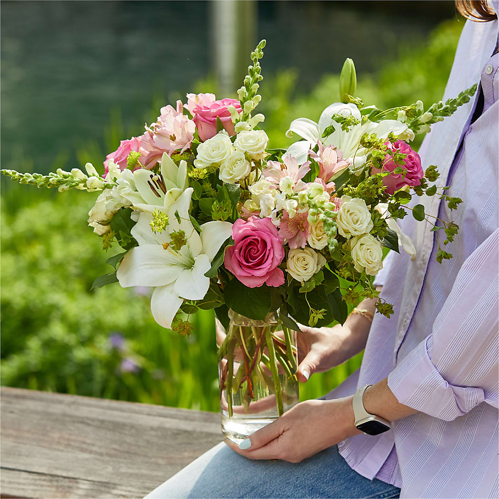 Fondly Bouquet –  Hummelstown Flowers, Hummelstown PA