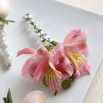 Pink Peruvian Lily Boutonniere –  Hummelstown Flowers, Hummelstown PA