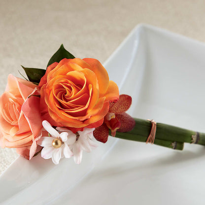 Sunset Dream Boutonniere –  Hummelstown Flowers, Hummelstown PA