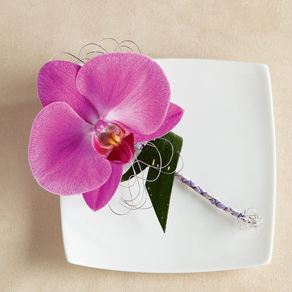 Glorious Boutonniere –  Hummelstown Flowers, Hummelstown PA